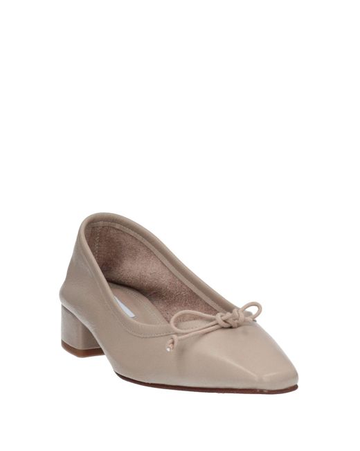 About Arianne Natural Light Pumps Soft Leather