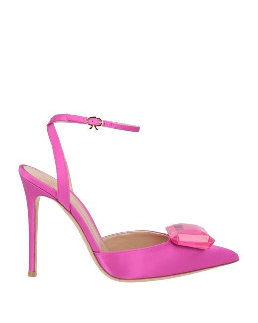 Gianvito Rossi Pink Pumps