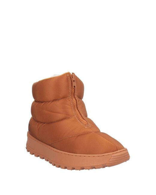 Date Brown Ankle Boots