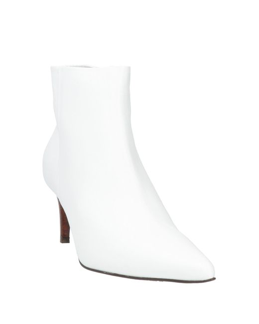 HAZY White Ankle Boots Soft Leather