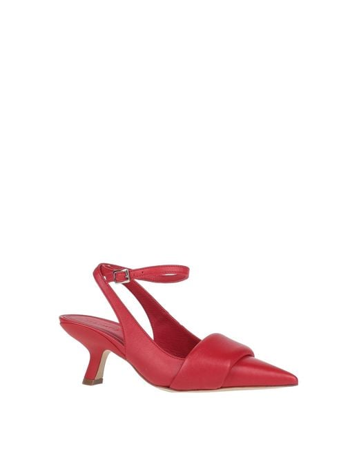 Vic Matié Red Pumps