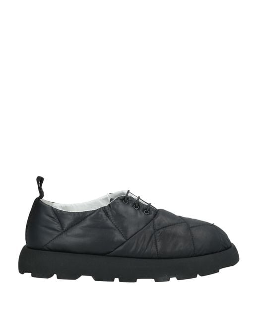 PIUMESTUDIO Black Sneakers