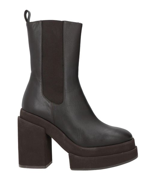Paloma Barceló Brown Ankle Boots