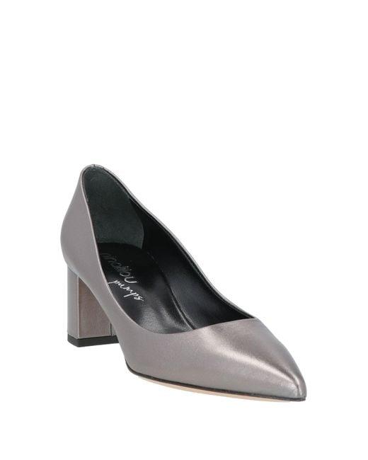 Ninalilou Gray Pumps