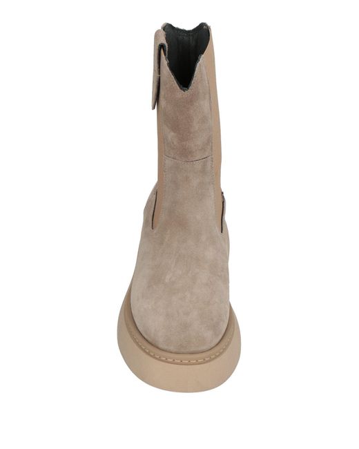 Janet & Janet Natural Ankle Boots Calfskin