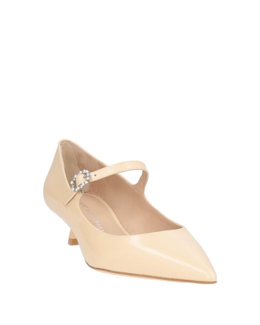 Escarpins Stuart Weitzman en coloris Natural