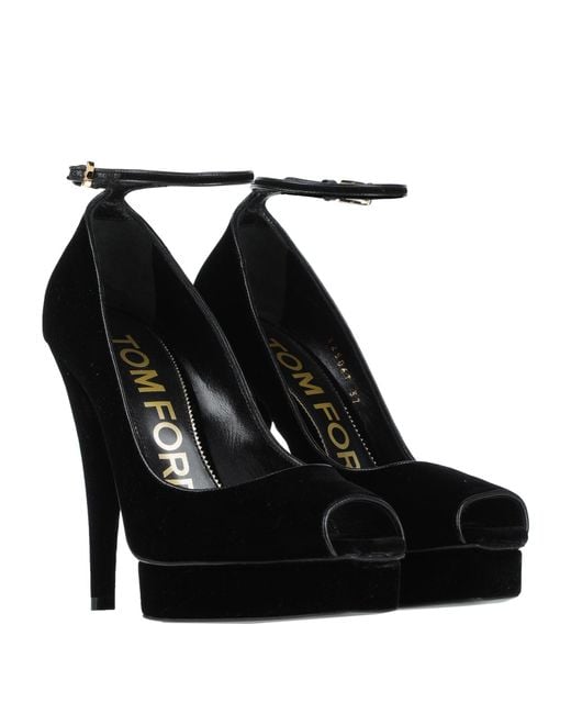Tom Ford Black Pumps
