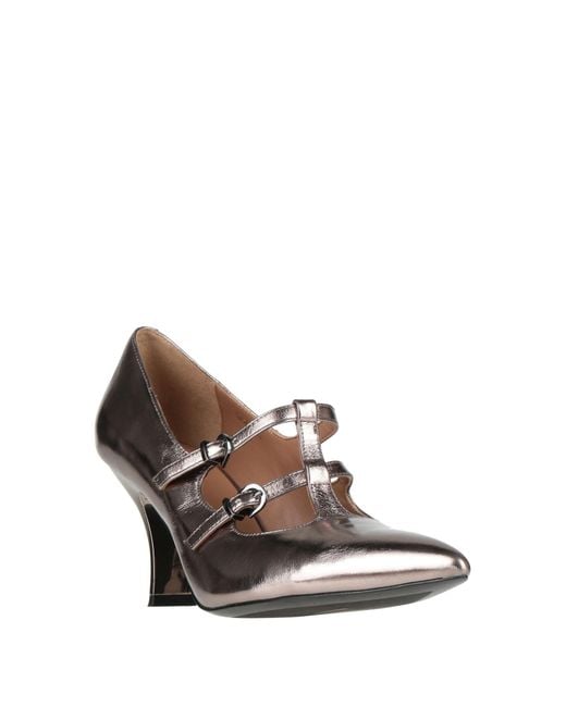 Jeannot White Pumps