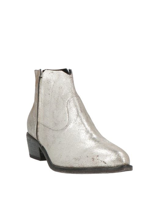 CURIOSITÉ White Ankle Boots Leather