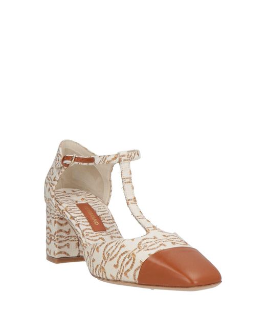 Ferragamo Natural Cream Pumps Leather