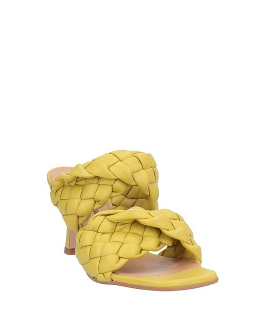 Sandali di PAOLO MATTEI in Yellow