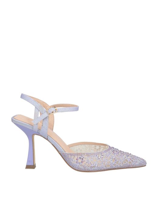Menbur White Pumps