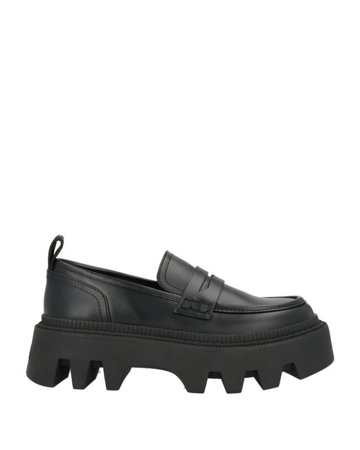 Buffalo Black Loafer