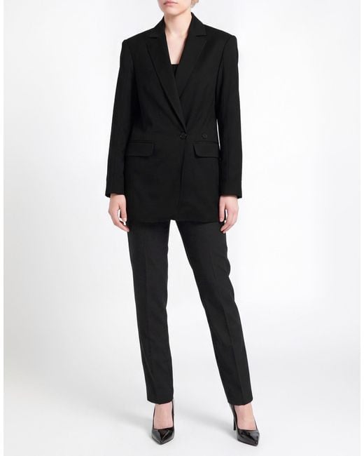 Isabel Benenato Black Blazer