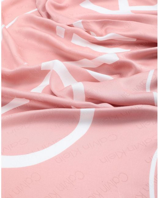 Bufanda Calvin Klein de color Pink