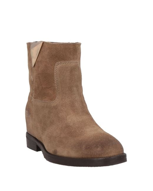 Ovyè Brown Ankle Boots
