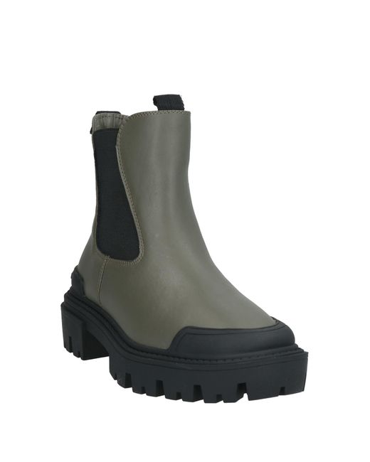 Steve Madden Black Ankle Boots