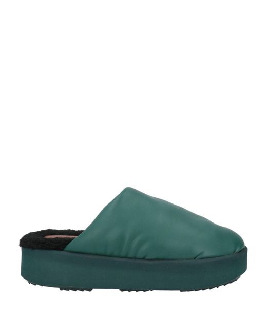 PIUMESTUDIO Green Mules & Clogs
