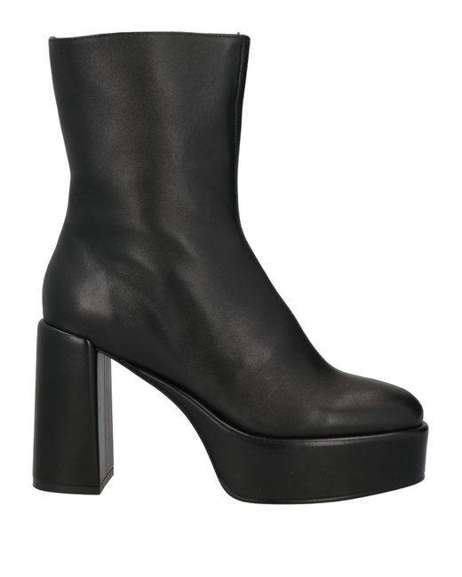 Jeannot Black Ankle Boots Leather