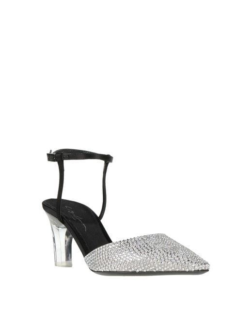 Giorgio Armani White Pumps