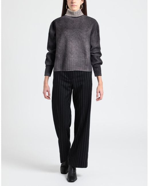 Aragona Gray Turtleneck