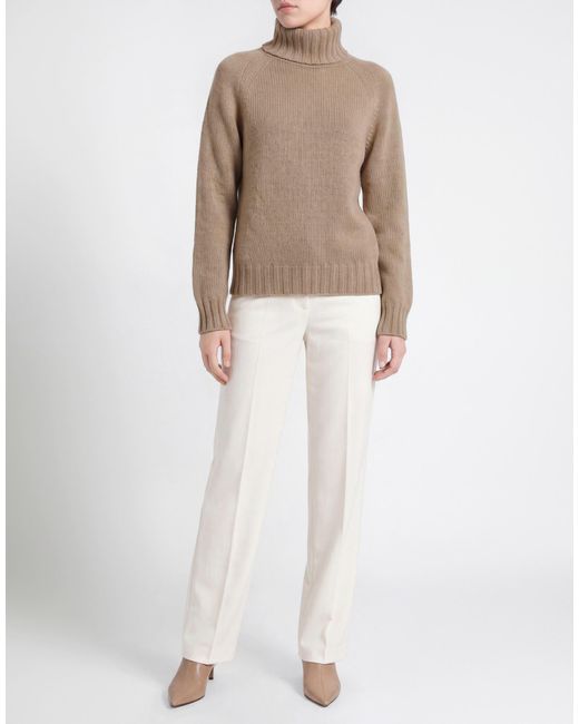 Aragona Natural Turtleneck