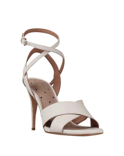 Red(v) Metallic Sandals