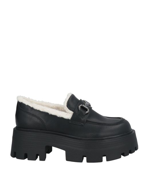 Steve Madden Black Loafer