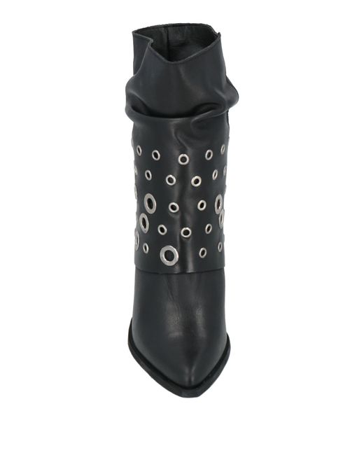 Ovyè Black Ankle Boots
