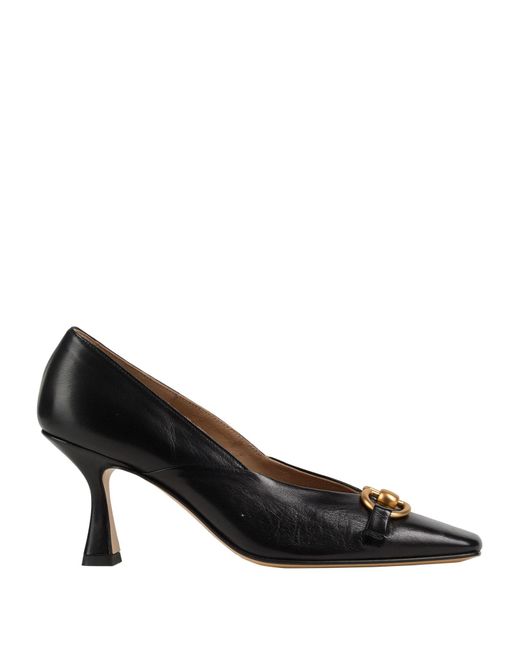 Pomme D'or Black Pumps Leather
