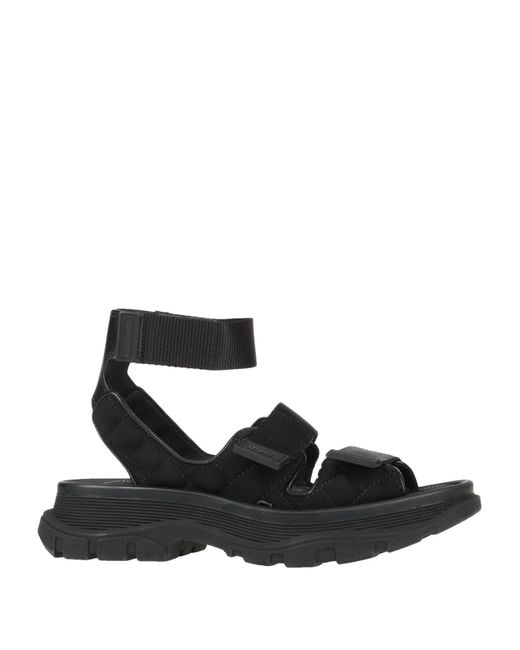 McQueen Black Sandale