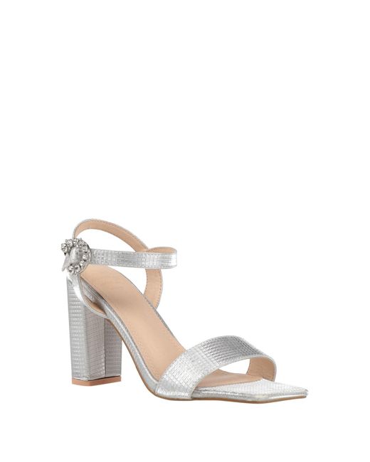 Twenty Four Haitch White Sandals