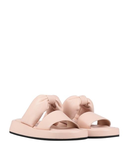 N°21 Pink Sandals