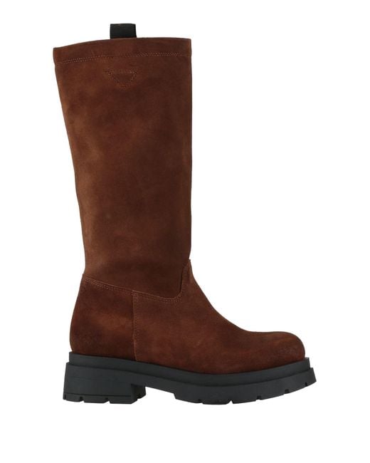 Lola Peres Brown Boot Leather