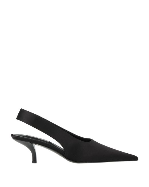 Totême Black Pumps