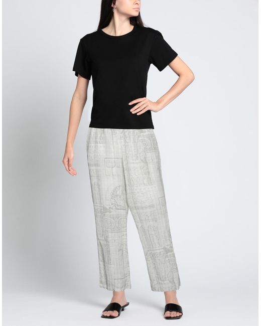 Holzweiler White Hose