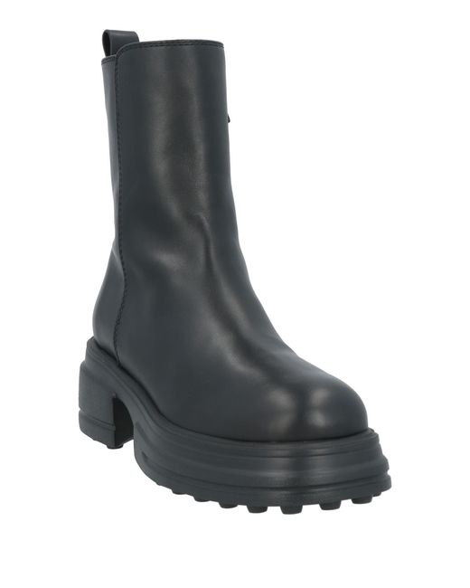 Tod's Black Ankle Boots