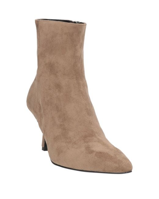 Nila & Nila Brown Ankle Boots Leather