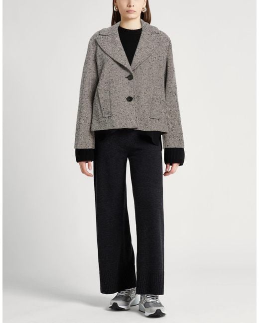 Abrigo Marella de color Gray