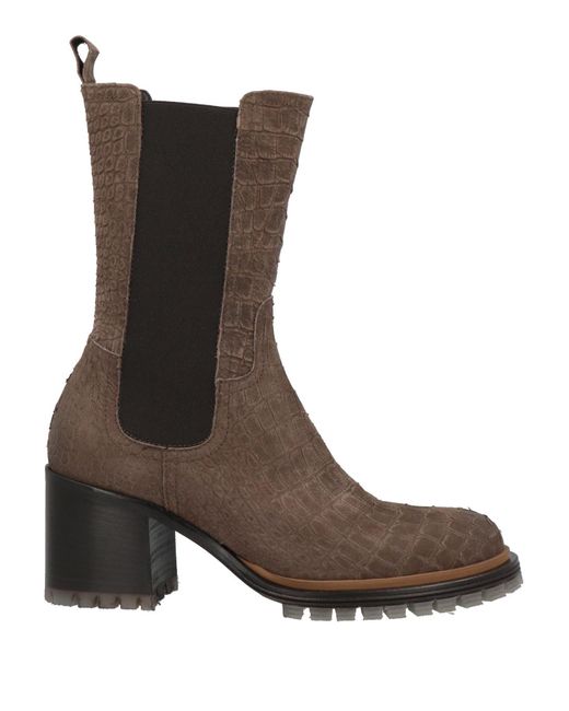 Laura Bellariva Brown Ankle Boots