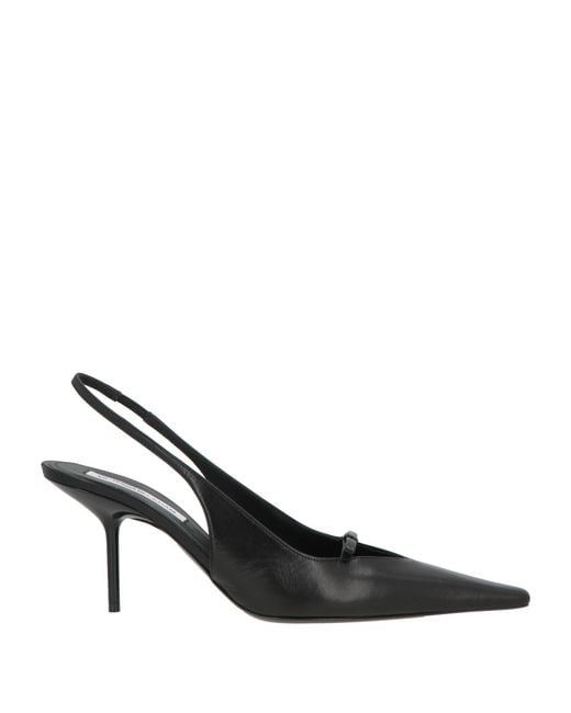 Victoria Beckham Black Pumps