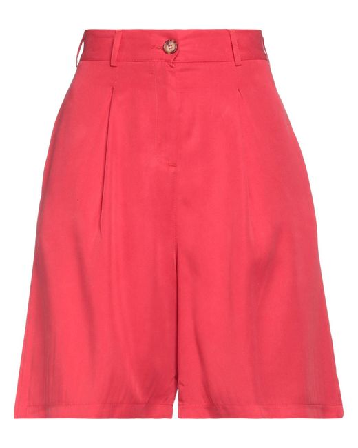 CROCHÈ Red Shorts & Bermuda Shorts