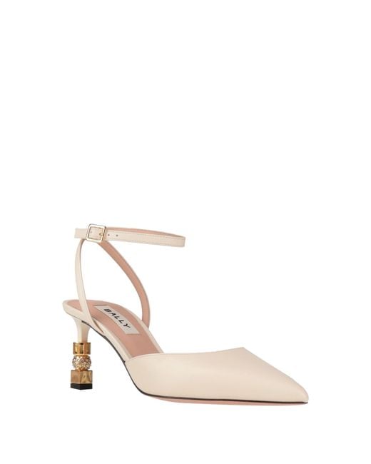 Bally White Ivory Pumps Leather