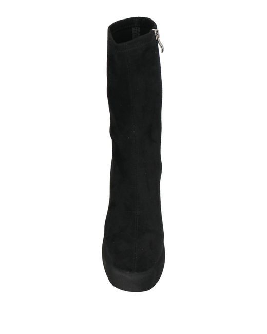 Jeannot Black Ankle Boots