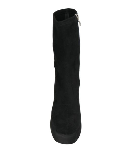 Jeannot Black Ankle Boots