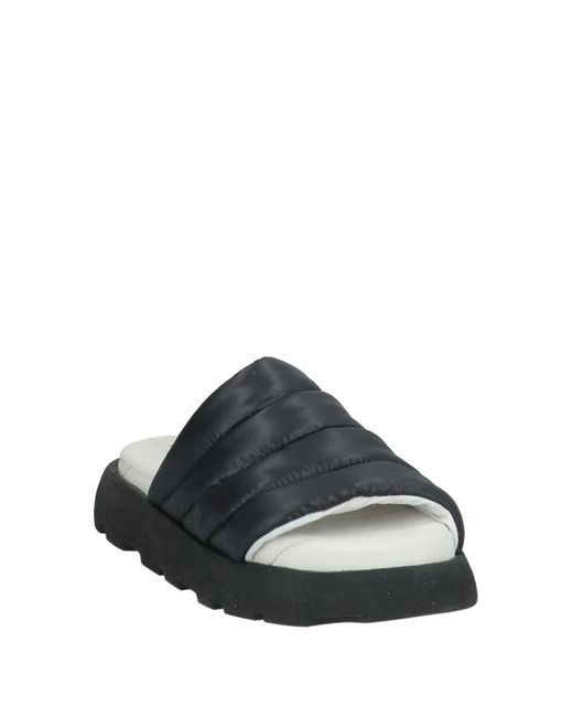 PIUMESTUDIO Black Sandals