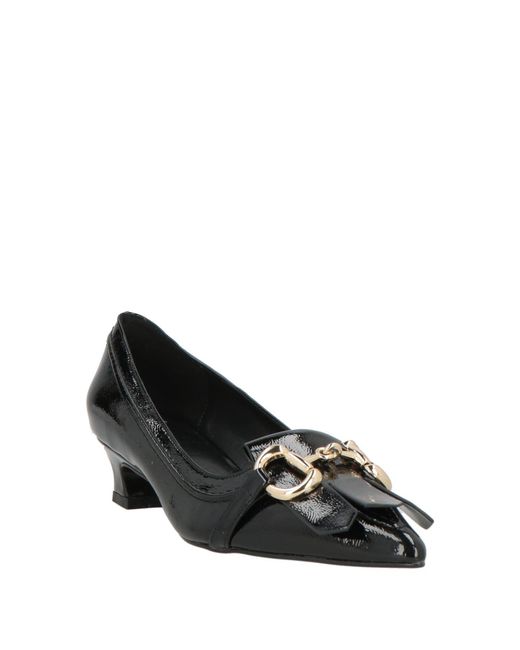 Exe' Black Pumps