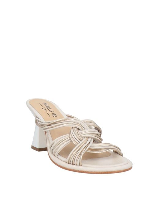 Emanuélle Vee Natural Sandals