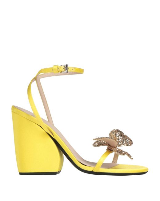 N°21 Yellow Sandale