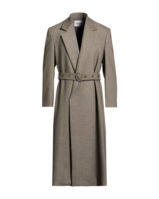 Low Classic Brown Coats
